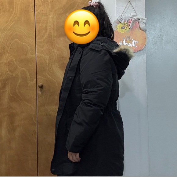 Canada Goose Coat - Picture 4 of 6